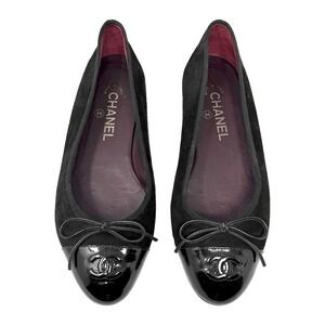 Chanel Black Suede Patent Cap Toe Ballet Flats Made in Italy Size 38